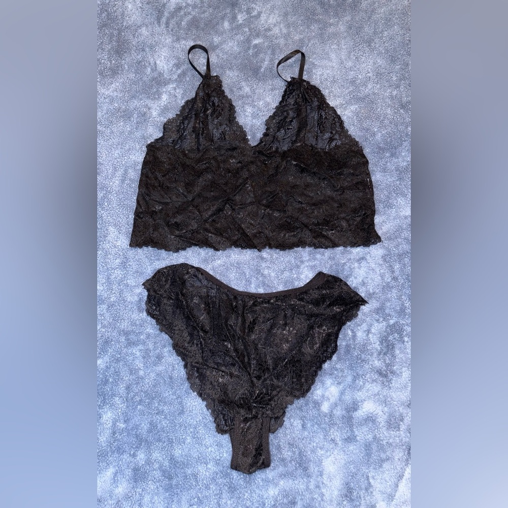 NWOT Elegant Black Lace Bralette and Panty Set